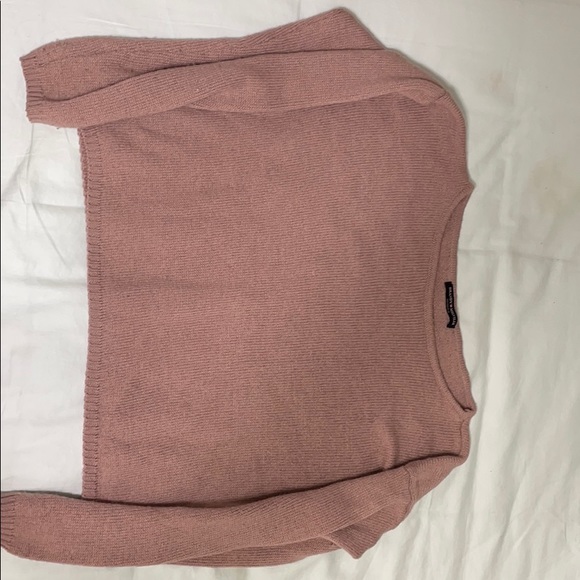 Brandy Melville Slightly Cropped Sweater - Picture 1 of 4